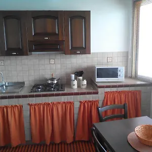 Casa Vacanza Za' Giuvannina Ferienhaus